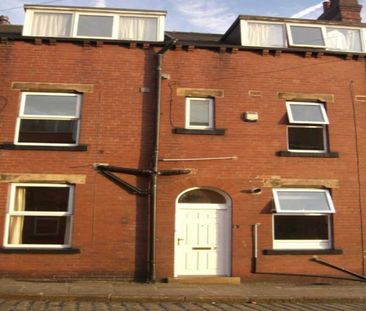 Glebe Avenue (room 6), Kirkstall, Leeds - Photo 4