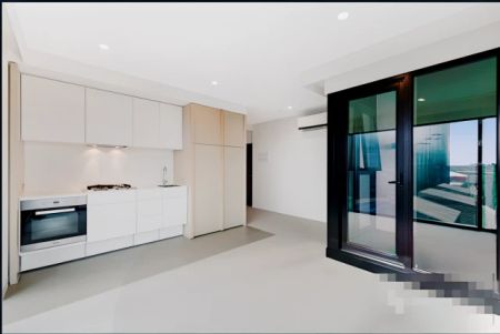 1 Bed, 1 Bath - Photo 4