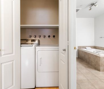 4010 Boul. des Sources, #406 - Photo 6