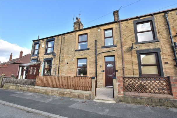 77, Springfield Road, Morley, Leeds, West Yorkshire, LS27 9PN - Photo 1