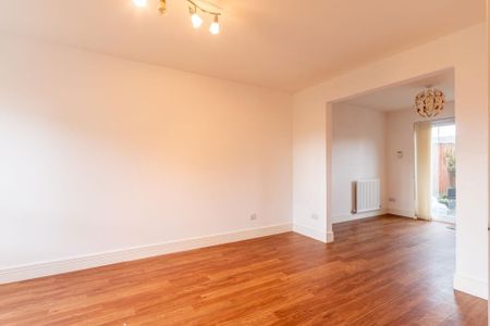 3 bedroom terraced house to rent - Photo 3