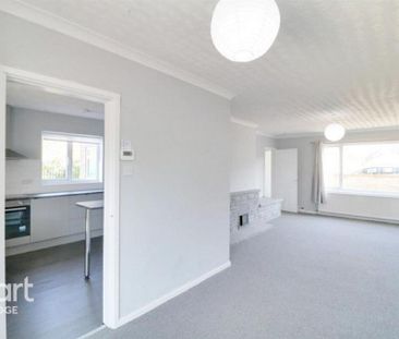 4 bedroom detached house to rent - Photo 6