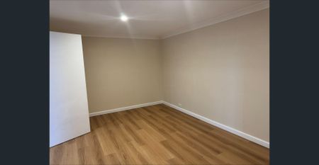 4 BEDROOM SPLIT LEVEL HOME CLOSE TO CBD - Photo 5