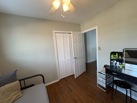 For Lease - 129 Briar Court, Oshawa, Ontario - Photo 2