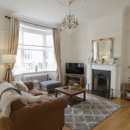 2 bedroom flat to rent - Photo 4