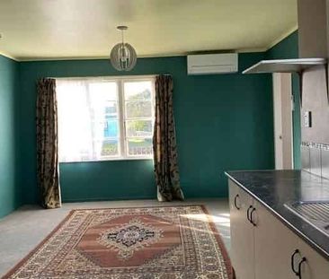 3 BEDROOMS, MANGAKINO - Photo 1