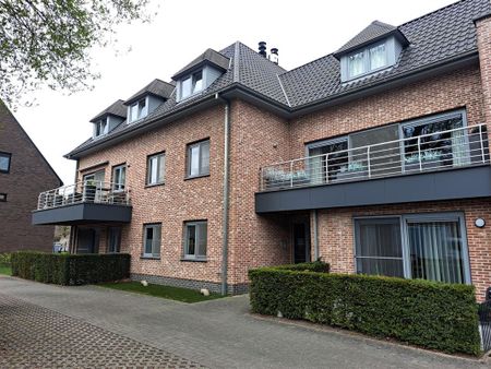 Recent appartement met 2 slaapkamers - Photo 2
