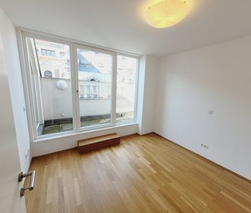 Gumpendorfer Straße: geräumige 4-Zimmer Dachgeschoßwohnung mit Terr... - Foto 3