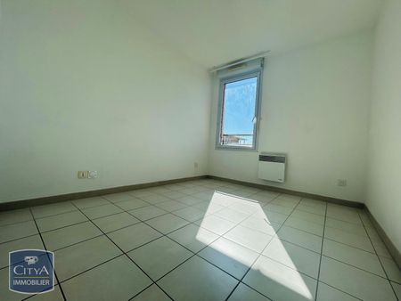 Location Appartement 3 pièces 52m² CARPENTRAS 84200 - Photo 3