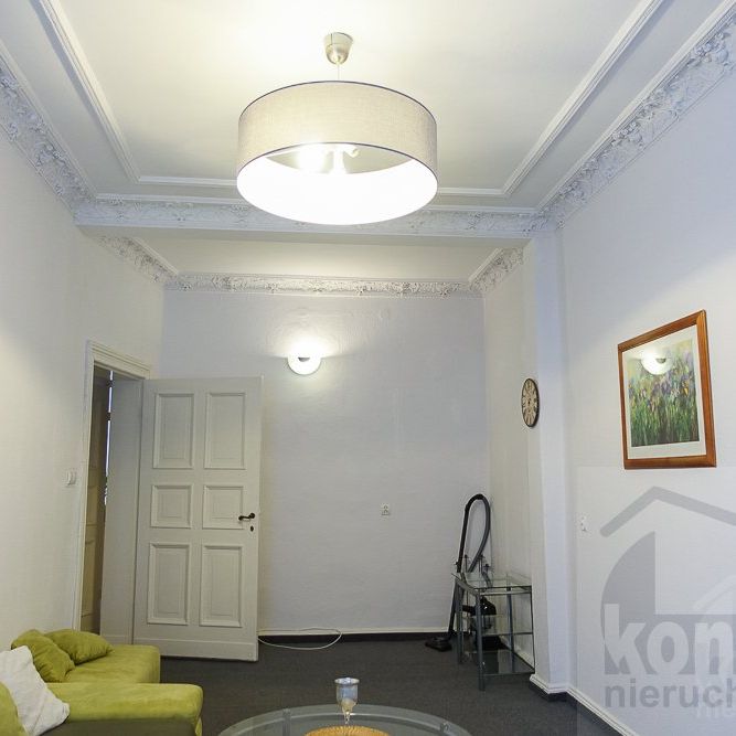 Centrum 4 pokoje 118 m2, umeblowane, 3800+1000 - Photo 1