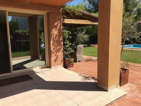 5 room luxury House for rent in Sitges, Catalonia - Photo 2