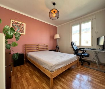 Location Appartement 4 pièces 67m² - Photo 6