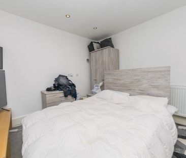 277 Upper Town Street, LS13 - Photo 3