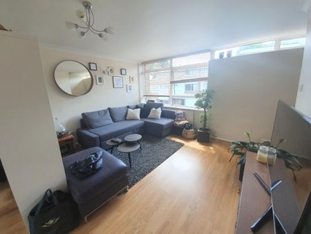 2 bedroom maisonette to rent - Photo 2