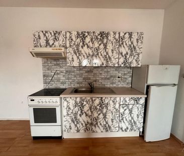 Sonnige Kleinwohnung 36,46m² verfügbar! - Photo 1