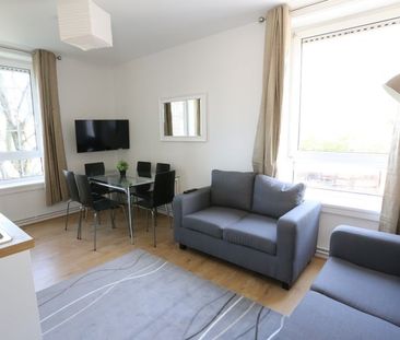 Room in a Shared Flat, Bradley House, E3 - Photo 2