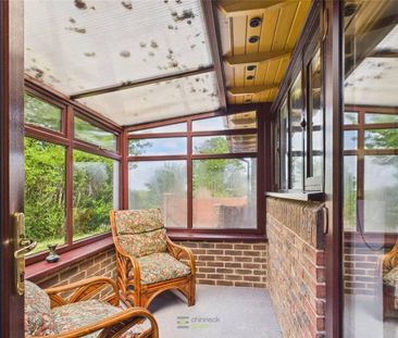 4 bedroom bungalow to rent - Photo 2