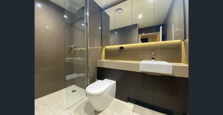 Nearly New 2 Bedroom, 2 Bathroom, 1 Parking Apartment – Zetland - Photo 3