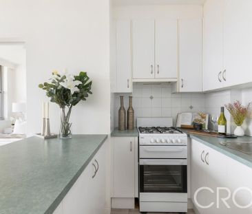 World Class Views From This Stunning partially furnished Apartment - Photo 4