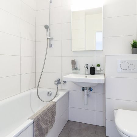 Moderne 1.5-Zimmerwohnung im Parterre - Foto 3