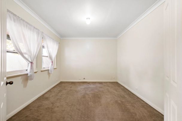Low-Maintenance Living – Great Location! - Photo 1