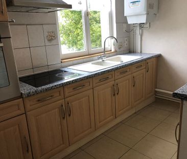 Appartement à louer - REIMS- SECTEUR EMILE ZOLA - Photo 1