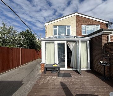 3 bedroom house to rent Dempsey Close, Southampton, Hampshire, SO19 - Photo 1