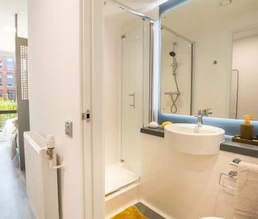 7 Bed Ensuite - Photo 3