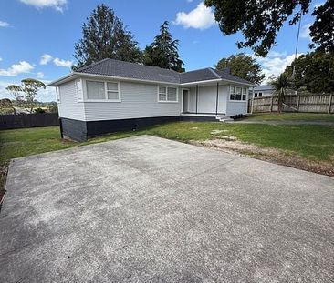 Charming 3BR Henderson Haven - Photo 5