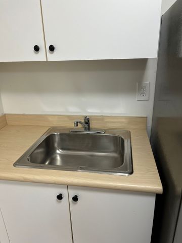 For Lease - 98 Frontenac Avenue Unit# 2, Toronto, Ontario - Photo 3