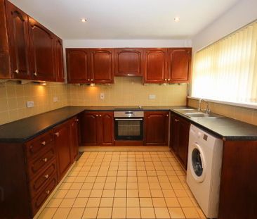 5 Whitewell Road, Newtownabbey, BT36 7ES - Photo 5
