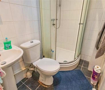 6 bedroom house to rent - Photo 2