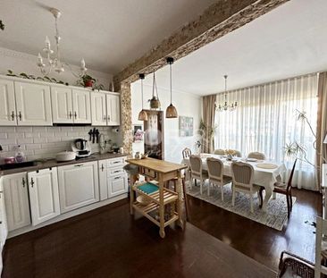 Vila eleganta cu 6 camere, de inchiriat, in zona Nufarul Oradea - Fotografie 3
