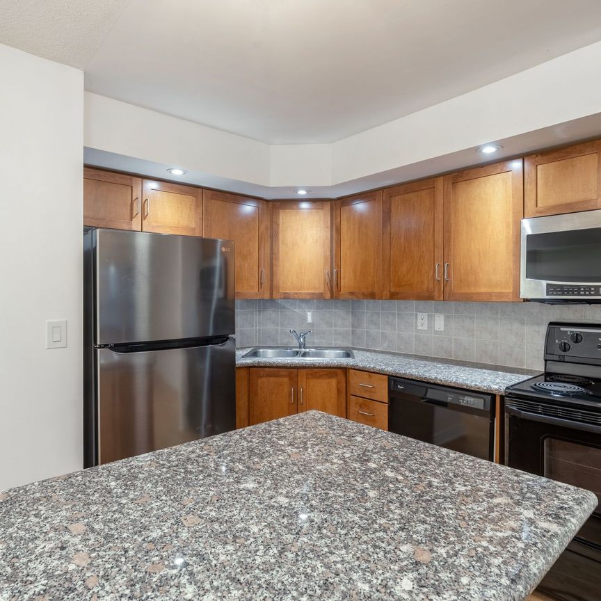 For Lease - 270 Wellington Street Unit# 804, Toronto, Ontario - Photo 1