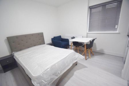 Studio to rent - Photo 4