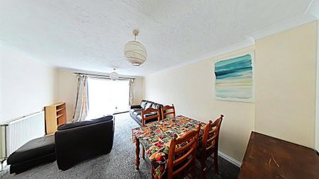 2 bedroom terraced house to rent - Photo 2