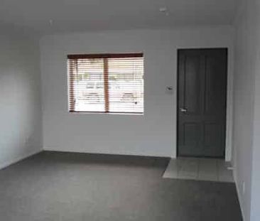 AVALON LIVING - Photo 1