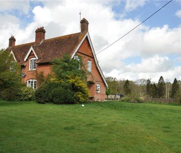 2 bedroom semi-detached house to rent - Photo 6