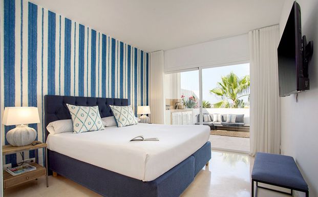 Middle Floor Apartment in Nueva Andalucía - Photo 1