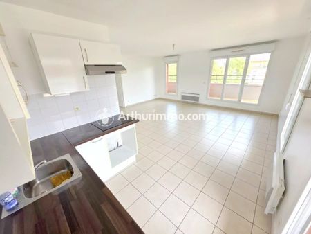 Location Appartement 4 pièces 71 m2 à Savigny-le-Temple - Photo 3