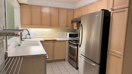 For Lease - 2250 Rockingham Drive Unit# 38, Oakville, Ontario - Photo 4