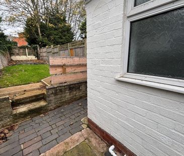 Gladys Road - Photo 4