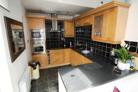 1 bedroom flat to rent - Photo 3