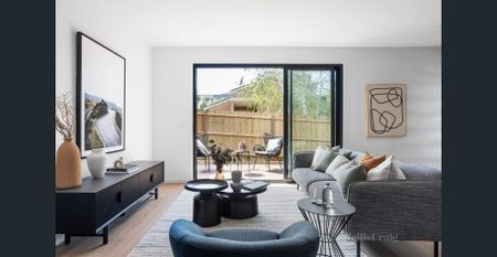 Well-Appointed Four Bedroom Residence In Advantageous Hawthorn East Location - Photo 3