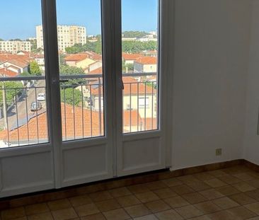Location Appartement P2 Nimes - Photo 6