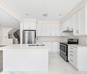 For Lease - 261 Seaview Heights, East Gwillimbury, Ontario - Photo 4