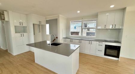 Perfect Family Home in Popular Cockle Bay - Photo 4