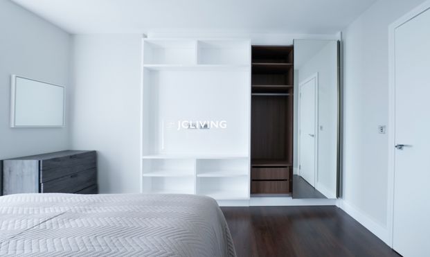 Maine Tower, 9 Harbour Way London E14 - Photo 1