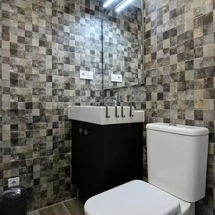 Calle Valencia, Getafe, Community of Madrid 28903 - Photo 1