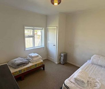 Ready to move in -Epuni Two Bedroom Furnished Home - Photo 2